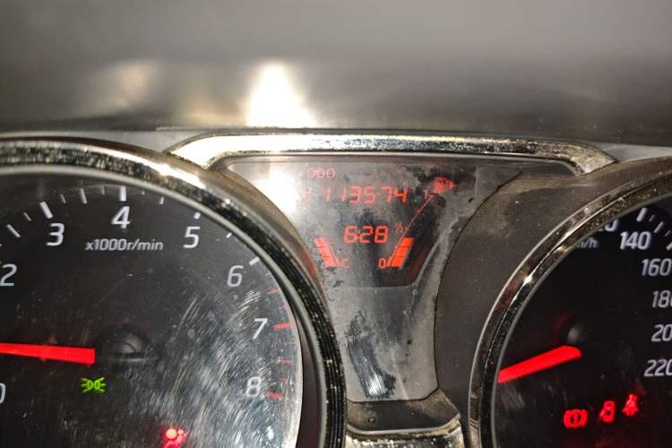 Used Nissan Livina 2013 1.6XE Manual Comfort Edition
