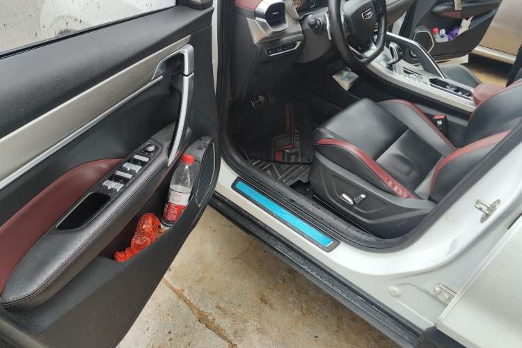 Used Geely Auto Coolray 2019 Sport Model 260T DCT Battle China V Standard
