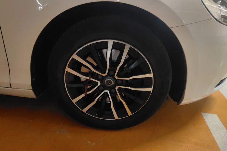 Used Volvo V40 2017 T3 Zhiyi Edition