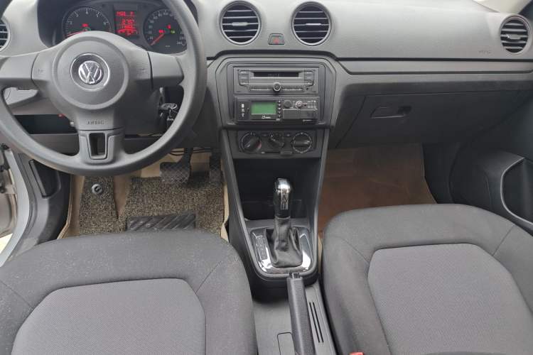 Used Volkswagen Jetta 2013 1.6L Automatic Fashion Model