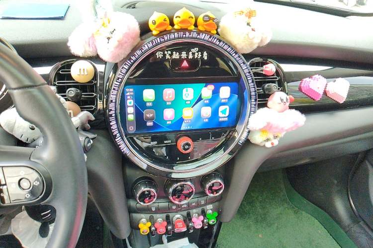 Used MINI 2022 1.5T COOPER Classic Edition Five-Door Version
