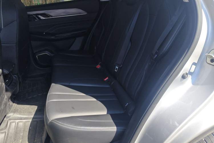 Used Dongfeng Aeolus Mage 2023 DH-i 1.5T Luxury Edition