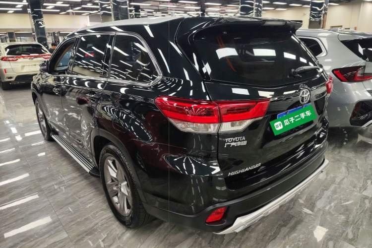 Used Toyota Highlander 2018 2.0T Four-Wheel Drive Prestige Version 7 Seats China VI Standard
