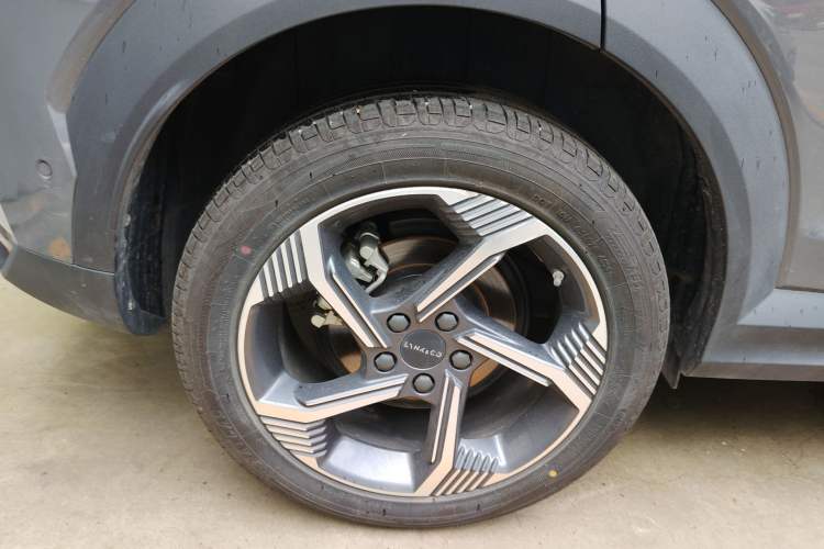 Used Lynk & Co 06 2025 Renew 1.5T Halo Right Rear Wheel Hub