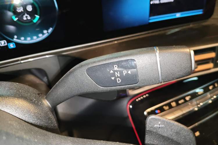 Used Mercedes-Benz EQC 2020 EQC 350 4MATIC Gear Lever