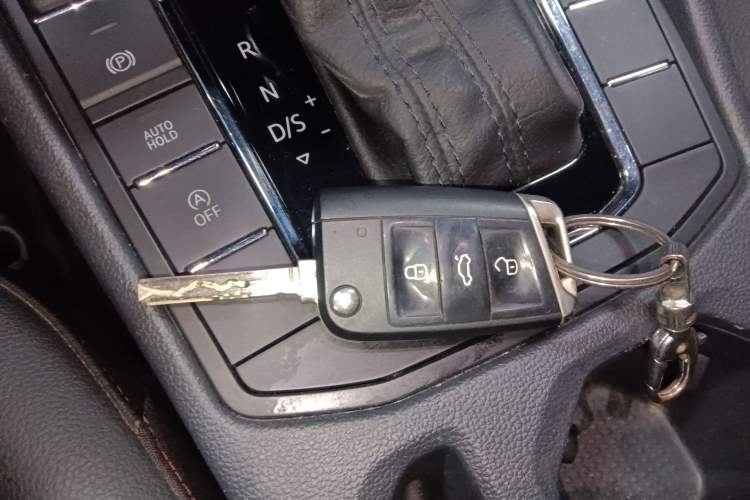 Used Volkswagen Bora 2020 1.5L Automatic Comfort Model Interior 1