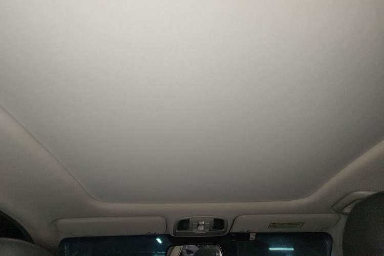 Used Kia K5 2019 Pro 2.0L Automatic Luxury Version China VI Standard