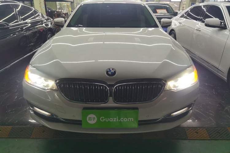 Used BMW 5 Series 2018 525Li Luxury Package