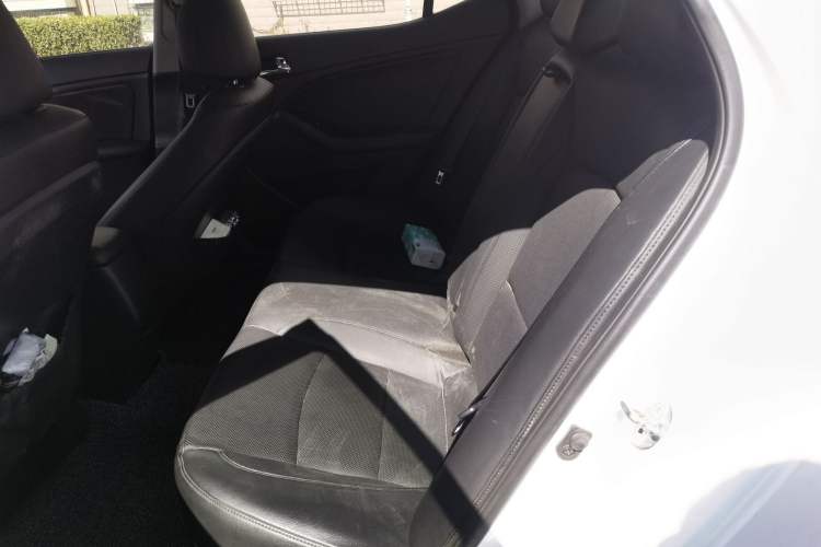 Used Kia K5 2015 2.0L Automatic LUX