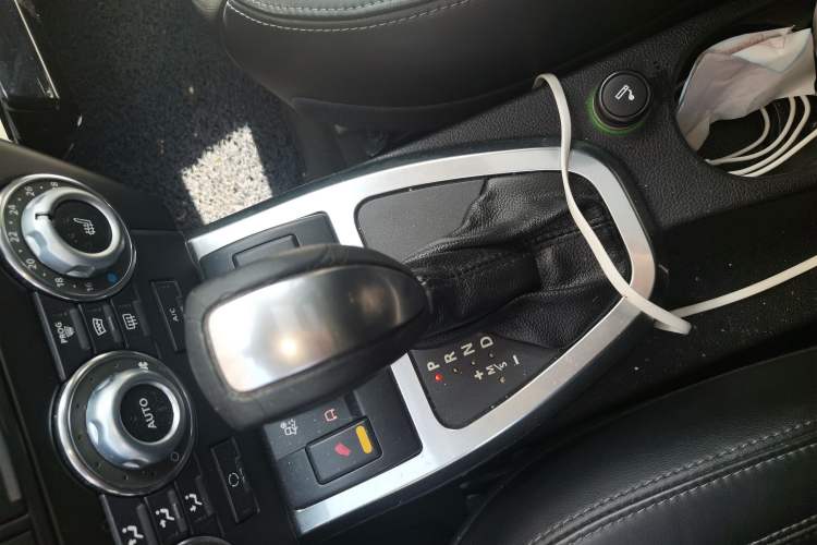 Used Land Rover Freelander 2 2011 3.2L i6 HSE Gasoline Edition