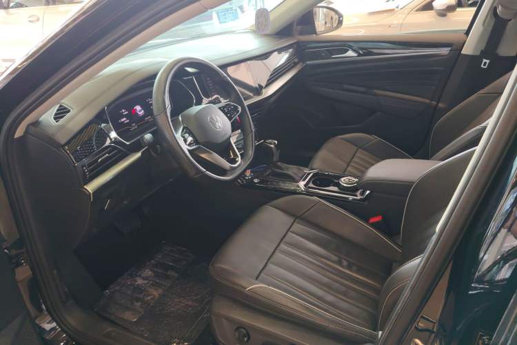 Used Volkswagen Passat 2023 330TSI Starry Elite Edition