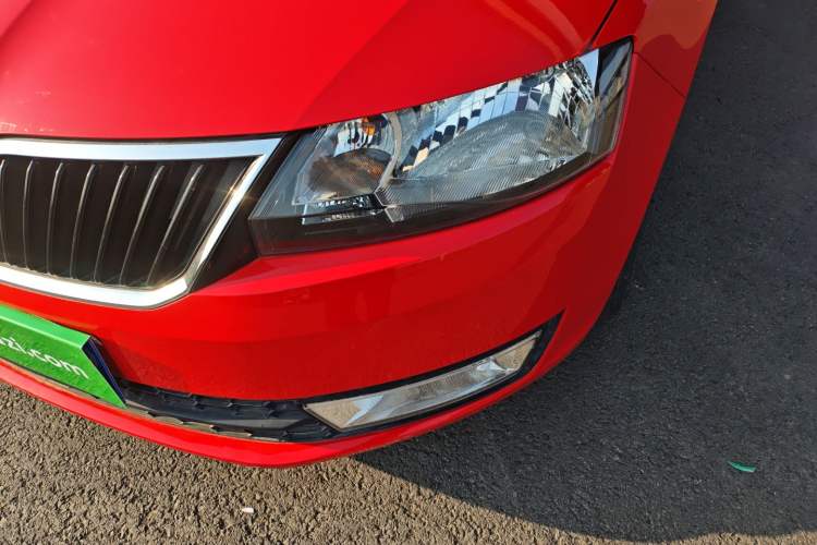 Used Skoda Rapid Spaceback 2016 Revised 1.6L Automatic Chuanxing Version