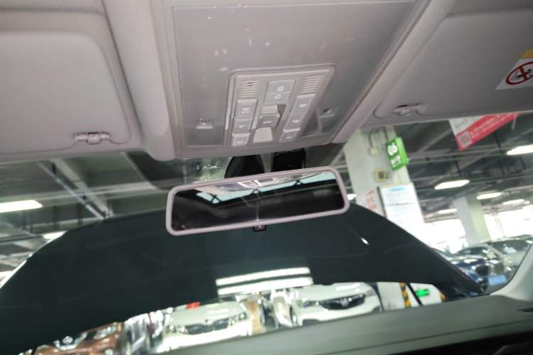 Used Volkswagen Passat 2019 330TSI Luxury Edition China V Standard