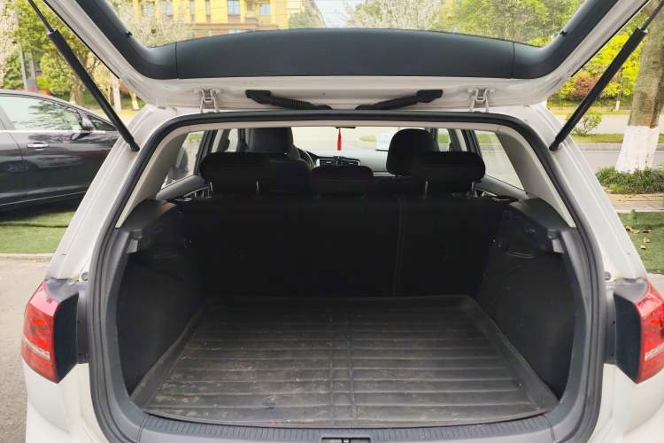 Used Volkswagen Golf 2016 230TSI Manual Comfort Version