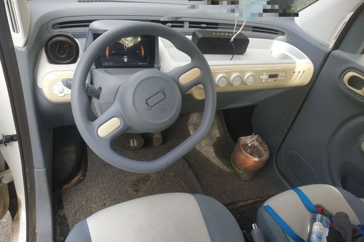 Used Bestune Pony 2024 170km Vitality Horse Center Console