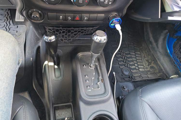 Used Jeep Wrangler 2015 2.8TD Sahara Four-Door Comfort Edition
