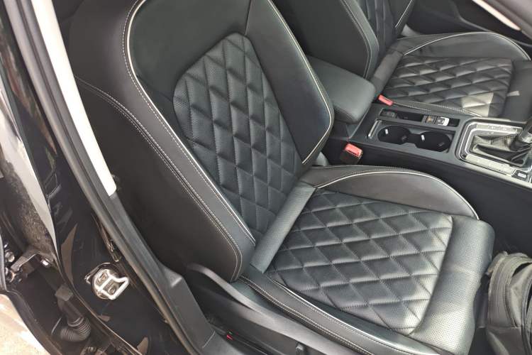 Used Volkswagen Magotan GTE Plug-in Hybrid 2022 GTE Luxury Model