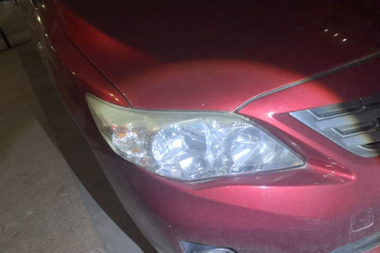 Used Toyota Corolla 2012 Luxurious Edition 1.6L Automatic GL Right Front Headlight