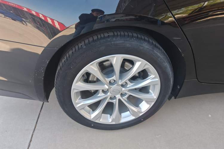 Used Cadillac CT5 2021 28T Luxury Model Exterior 5