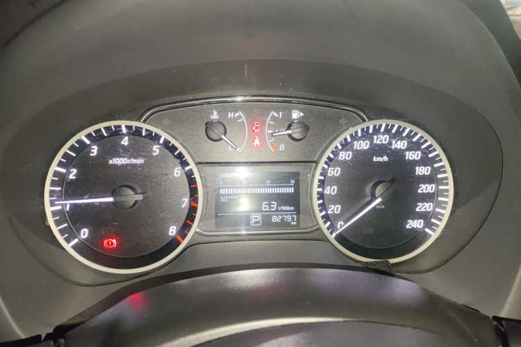 Used Nissan Sylphy 2018 1.6XV CVT Deluxe Edition Instrument Cluster