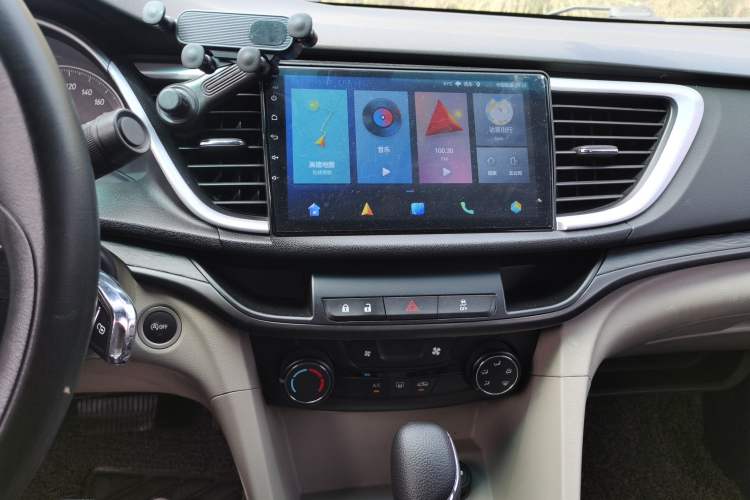 Used Buick GT 2015 15N Automatic Elite Version Audio And AC Panel