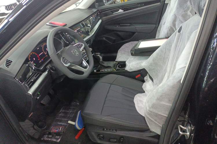 Used Volkswagen Passat 2026 Model, Outstanding 380TSI Xingkong Longteng Edition
