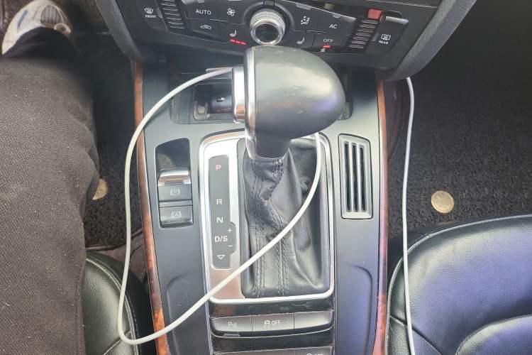 Used Audi A4L 2013 35 TFSI Automatic Comfort Model