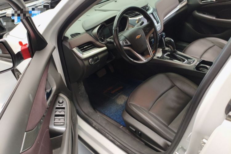 Used Chevrolet Malibu 2017 1.5T Automatic Luxury Edition Driver Seat