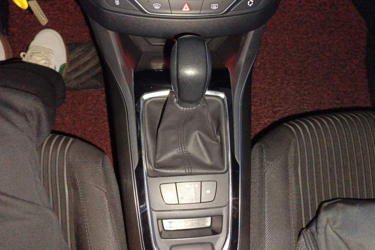 Used Peugeot 408 2018 350THP Automatic Luxury Edition