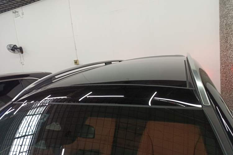 Used Mercedes-Benz GLC 2023 Facelift GLC 260 L 4MATIC Luxury Version 5 Seats
