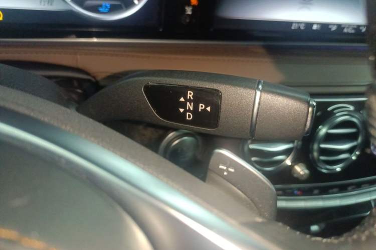 Used Mercedes-Benz Maybach S-Class 2015 S 400 4MATIC