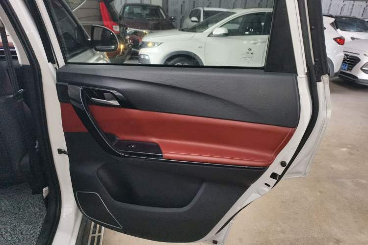 Used FORTHING T5 2018 230T CVT Smart Enjoyment Version
