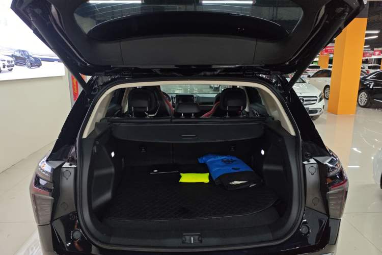 Used Hongqi HS3 2023 1.5T Two-Wheel Drive Shanwei Edition