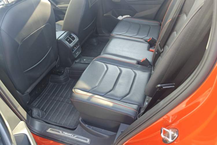 Used Volkswagen Tiguan L 2018 330TSI Automatic Two-Wheel Drive Flagship Edition