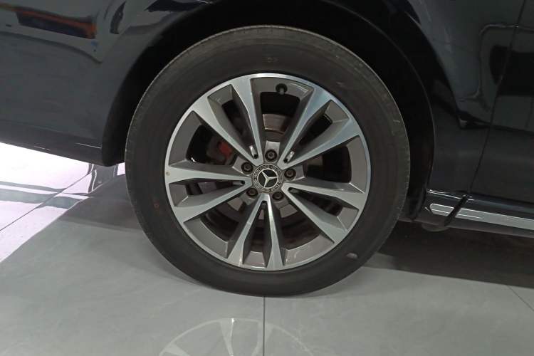 Used Mercedes-Benz V-Class 2020 V 260 Avantgarde Edition