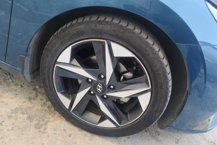 Used Hyundai Elantra 2022 1.5L CVT GLX Elite Edition Exterior 1