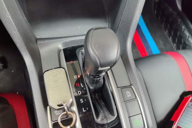 Used Honda Civic 2021 HATCHBACK 220TURBO CVT New Trendsetter