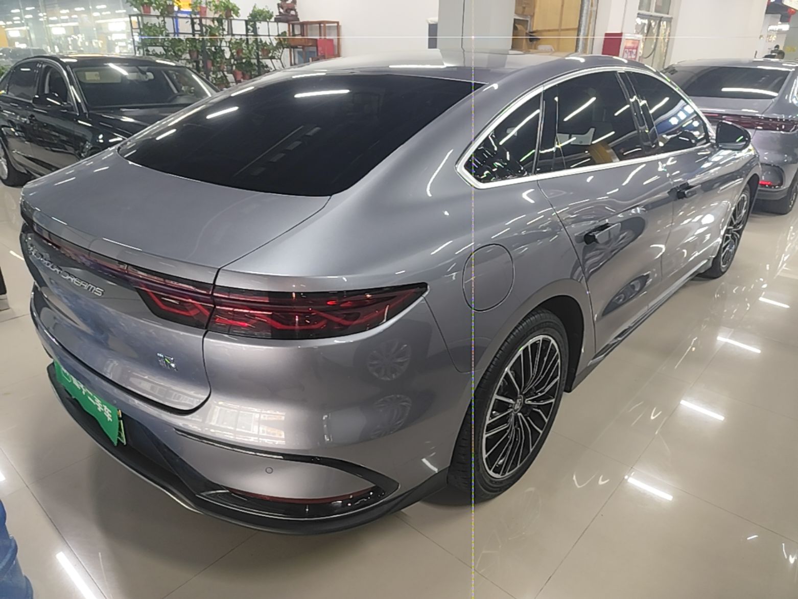 BYD Han 2023 EV Champion Edition 506KM Front-Wheel-Drive Premium Model — снимка 6