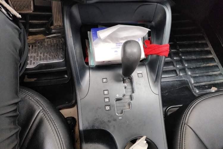 Used Hyundai ix35 2012 2.0L Automatic Two-Wheel Drive New Edition GL