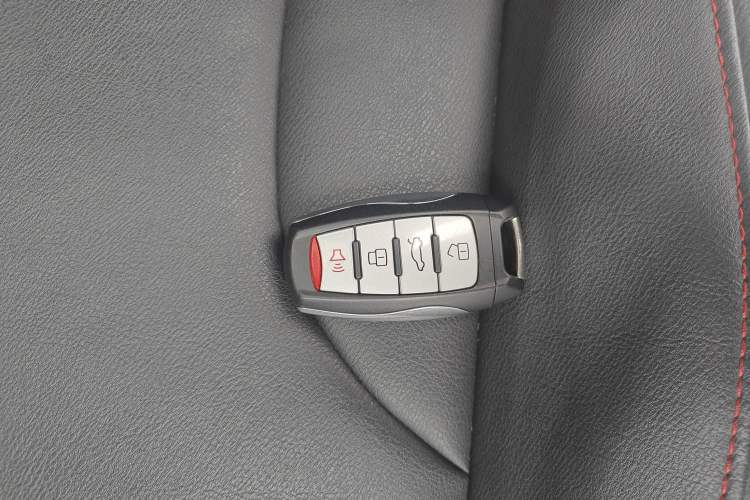 Used Haval M6 2019 1.5T DCT Two-Wheel Drive Elite Version China VI Standard
