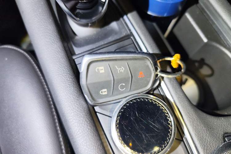 Used Cadillac XT5 2021 28T Luxury Model Vehicle Key