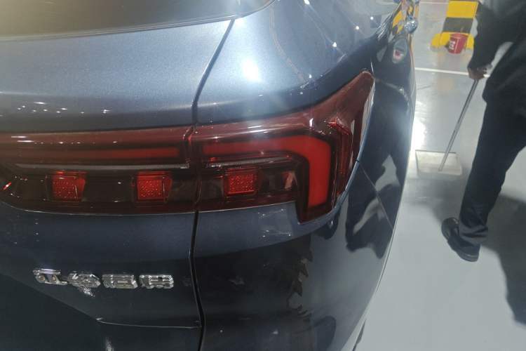 Used Ford Equator Sport 2022 EcoBoost 170 Platinum Edition Exterior 3