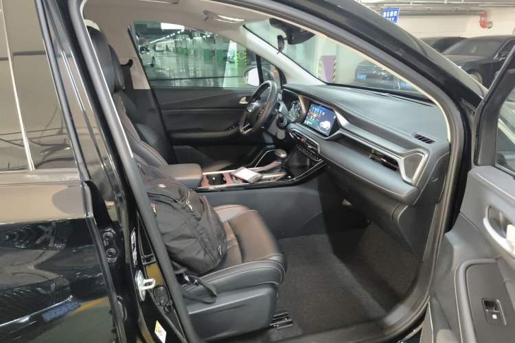 Used GAC Trumpchi GS4 2022 270T Automatic Smart Drive Technology Edition (Upgraded Version) Right Front Seat