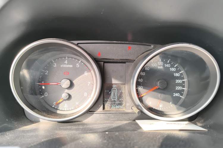 Used Haval H6 2015 Upgraded Model 1.5T Manual Two-Wheel Drive Prestige Version