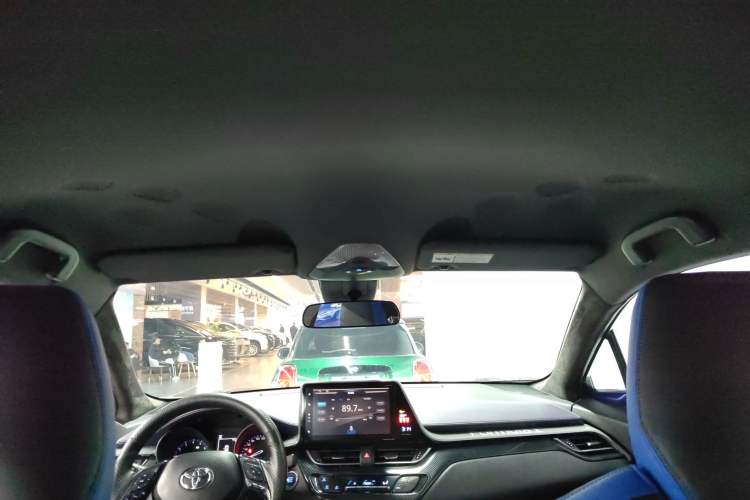 Used Toyota C-HR 2018 2.0L Leading Edition China VI