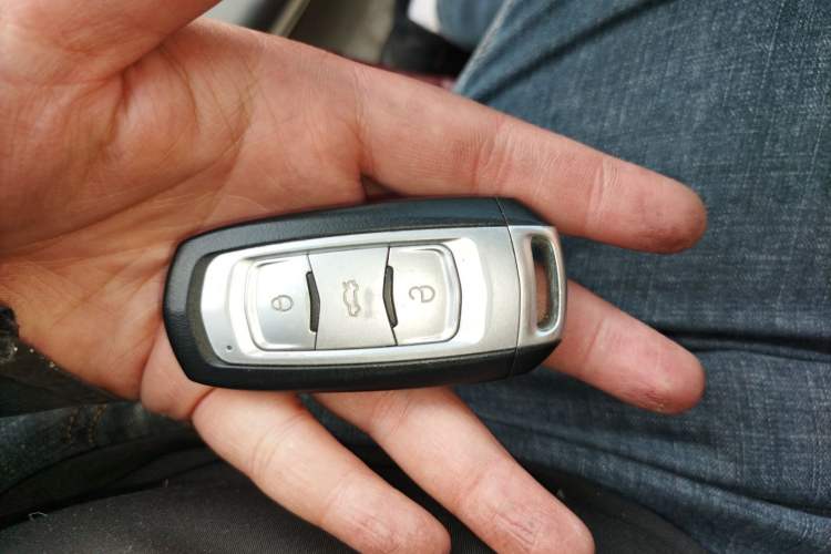 Used Geely Auto Emgrand 2014 Sedan 1.5L Manual Elite Model