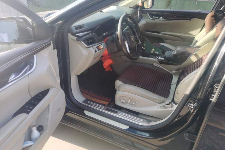 Used Cadillac XTS 2015 28T Elite Model Driver Seat