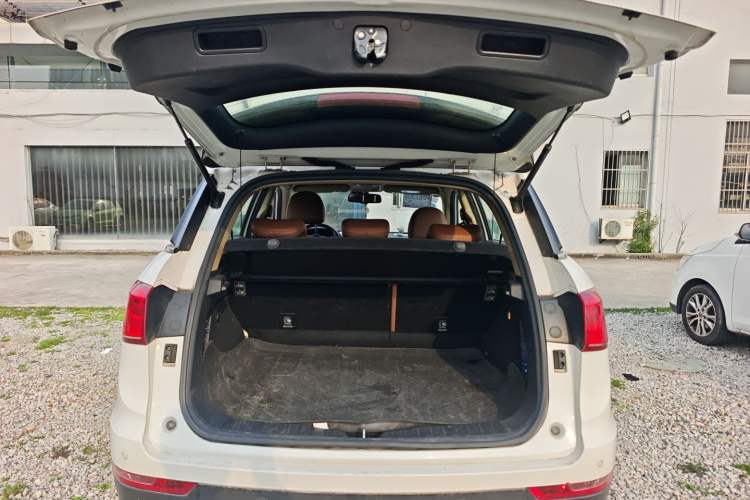 Used Haval H6 Coupe 2015 Blue Label 2.0T Manual Two-Wheel-Drive Elite Model
