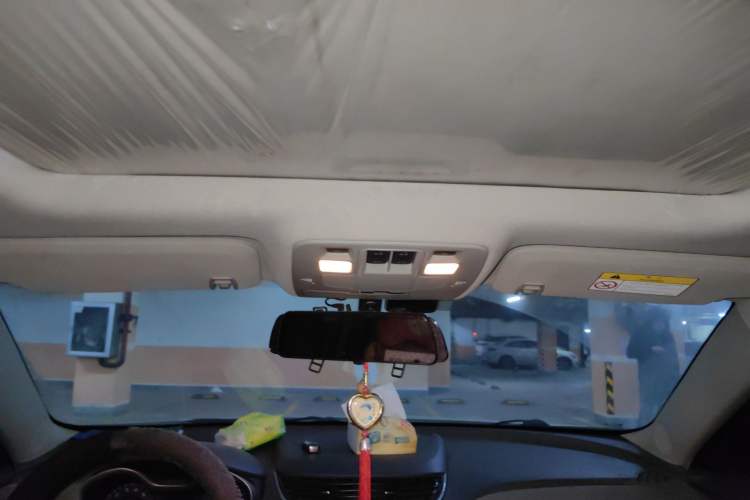 Used Chevrolet Malibu 2018 530T Automatic Comfort Edition Headliner