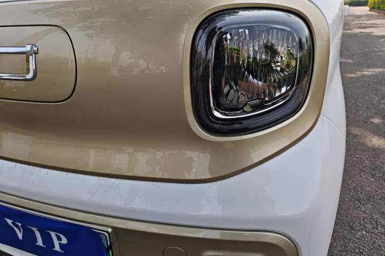 Used Bestune Pony 2026 Model 222km Agile Horse Left Front Headlight